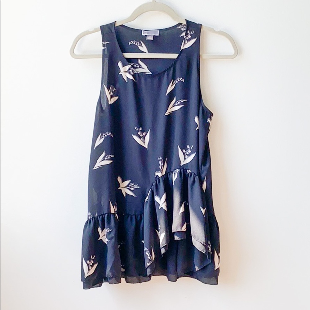 Chelsea 28 Sleeveless Blouse